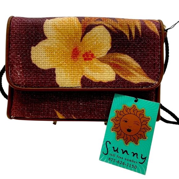 NWT Woven Sunny Hawaii Bag with Brown with Cream Flowers - Picture 1 of 7
